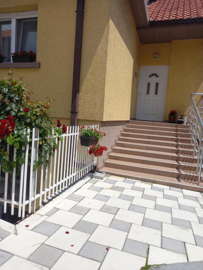 Leda Apartmani Smederevo Exterior photo