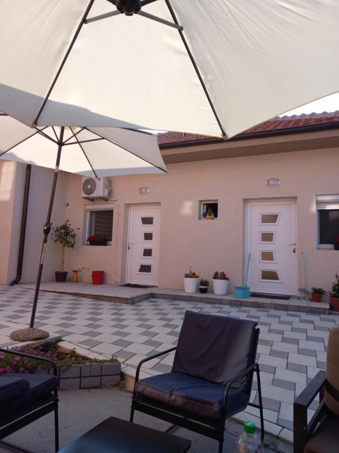 Leda Apartmani Smederevo Exterior photo
